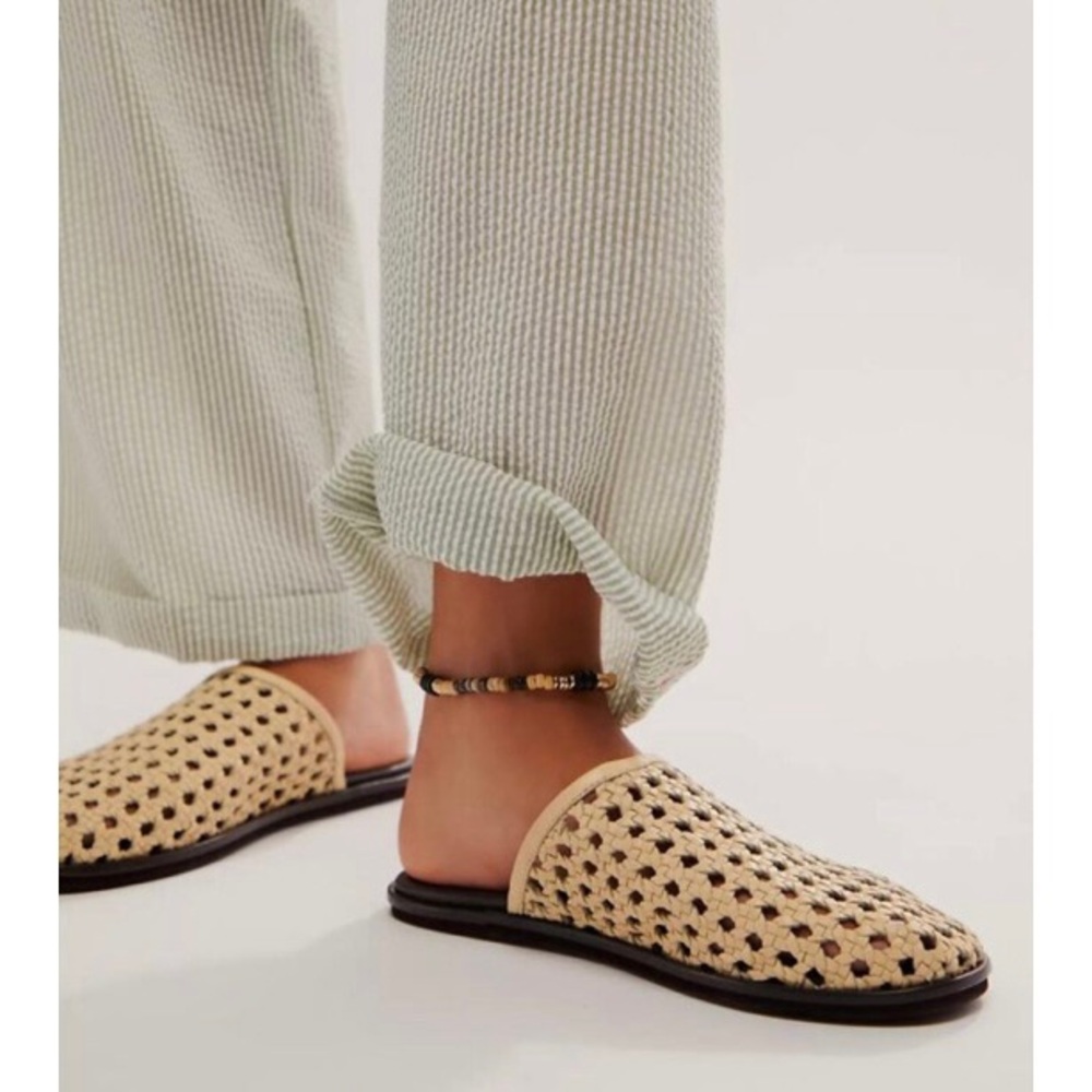 Free People Freya Woven Leather Mule Flats Sandals Beige Size 8 NWOT